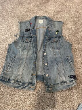 American Eagle Outfitters Light Blue Denim Vest with Red Patch Accents